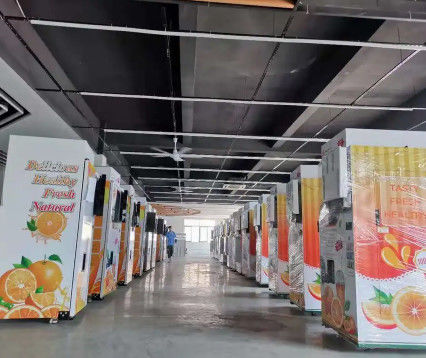دستگاه فروش آب میوه CE دستگاه آب پرتقال تازه فشرده 300 وات / 2000 وات